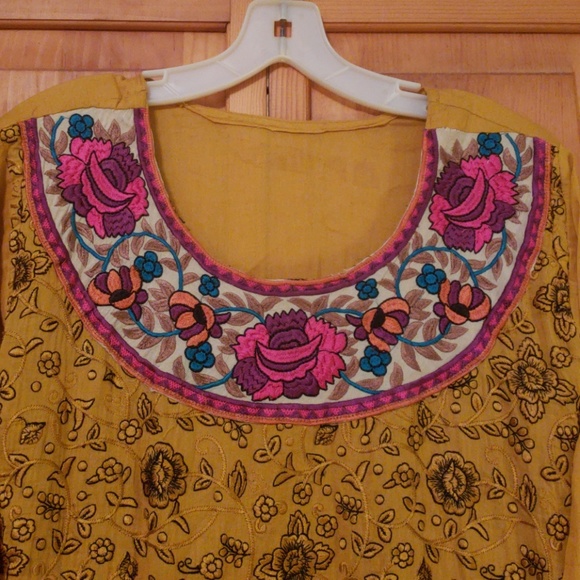 Beautiful Indian Tunic - Picture 2 of 5